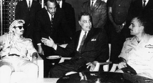 Egyptian President Gamal Nasser brokering ceasefire ending Black September with PLO Chairman Arafat and King Hussein of Jordan 1970 photo via Wikimedia Commons e1527766570457