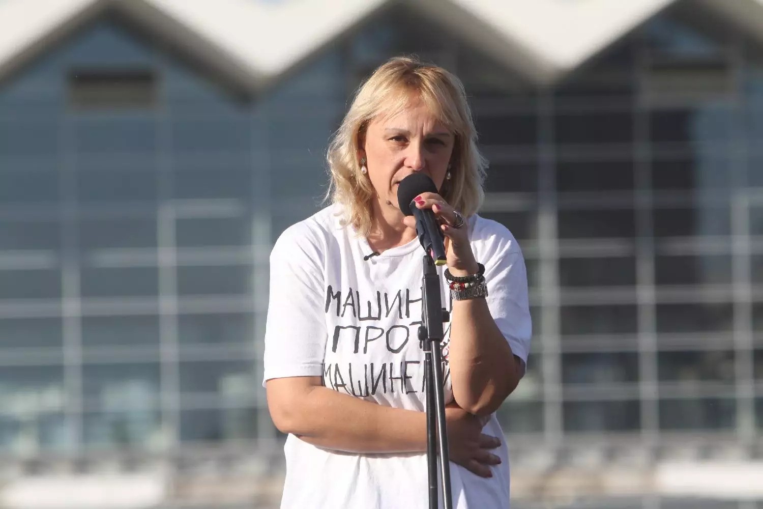 ezgif 602f943b9e4b4b