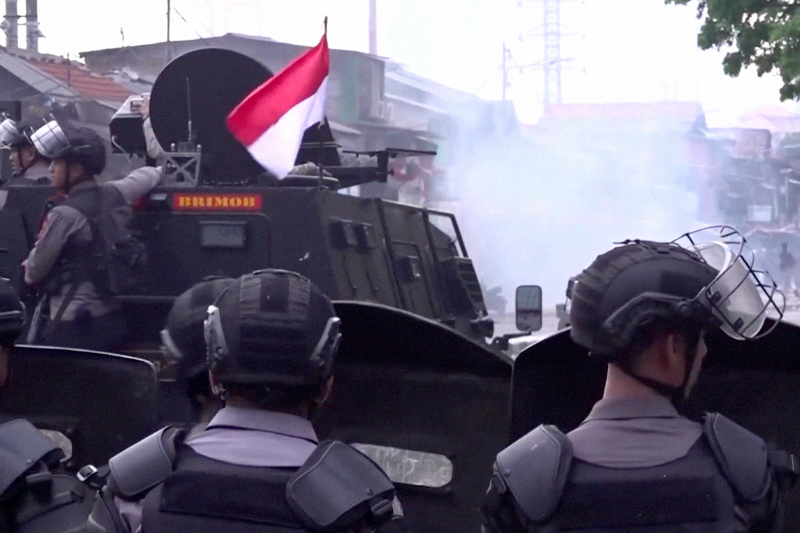 police Image fair use 2